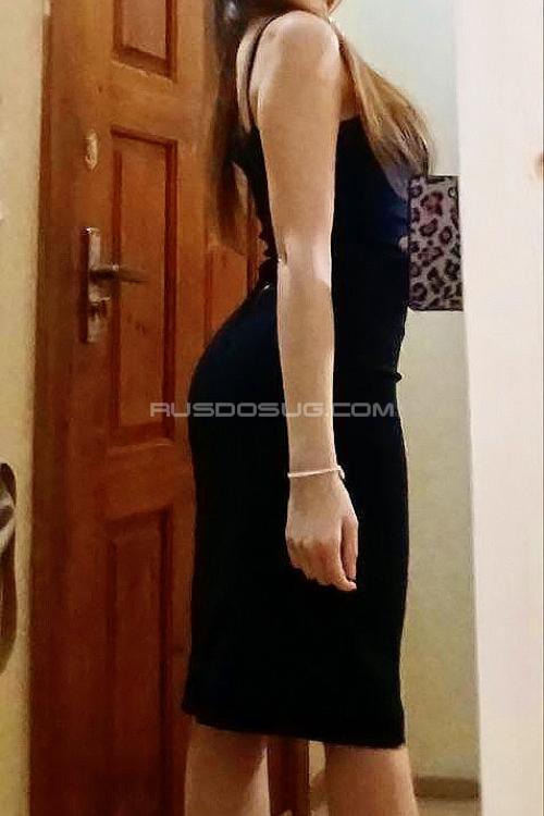 Девушка Проститутка в Питере у метро Московская