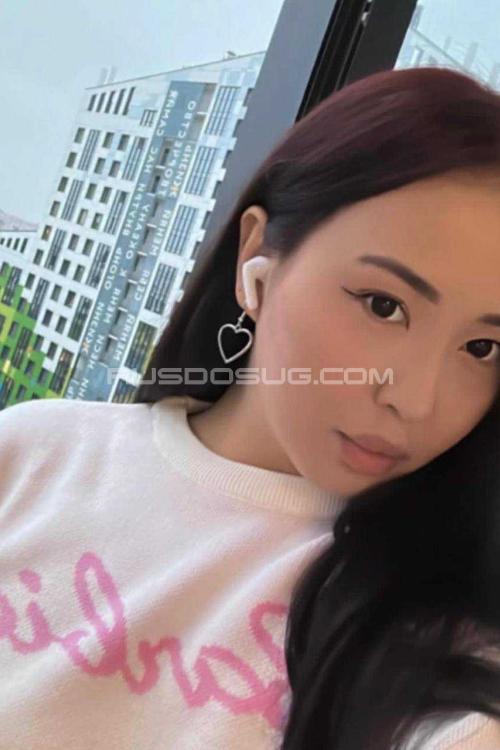 Девушка Проститутка в Питере у метро Московская