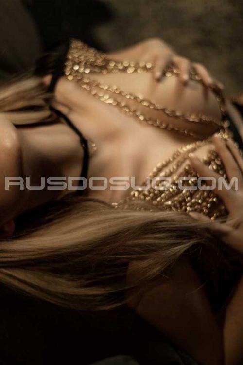 Девушка Проститутка в Питере у метро Петроградская