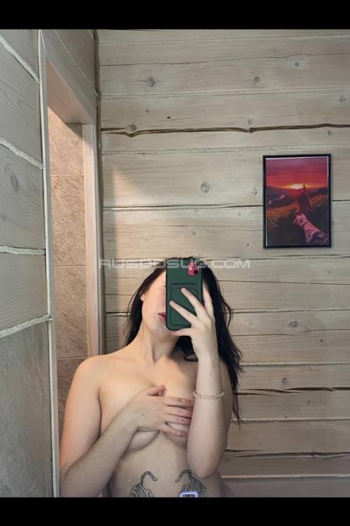 Девушка Проститутка в Питере у метро Проспект Ветеранов