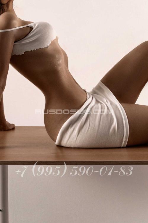 Девушка Проститутка в Питере у метро Петроградская