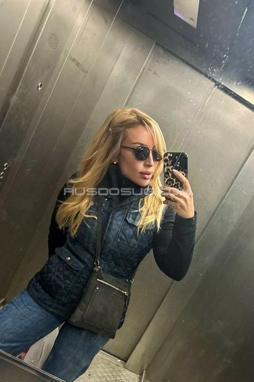 Девушка Проститутка в Питере у метро Фрунзенская