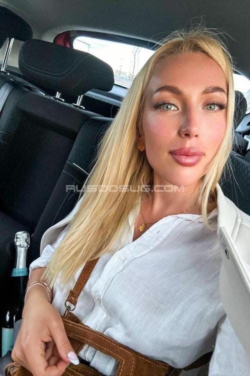 Девушка Проститутка в Питере у метро Фрунзенская