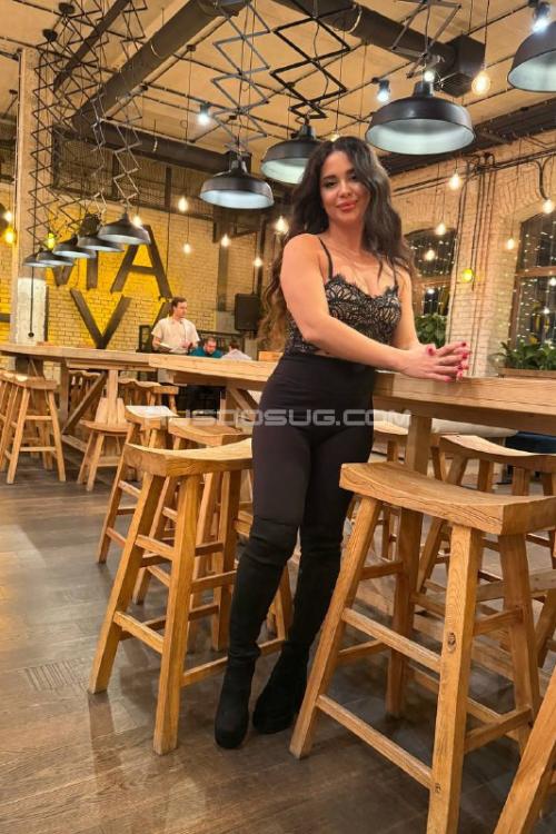 Девушка Проститутка в Питере у метро Лесная