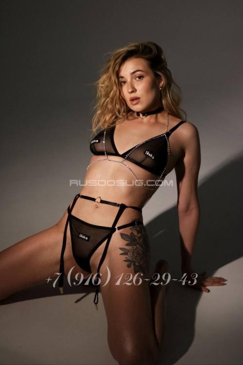 Девушка Проститутка в Питере у метро Лесная