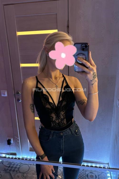 Девушка Проститутка в Питере у метро Фрунзенская