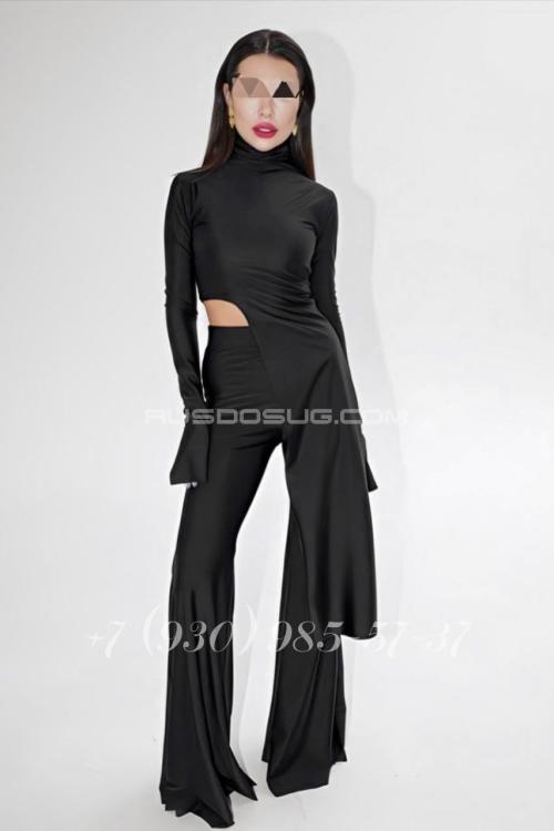 Девушка Проститутка в Питере у метро Петроградская