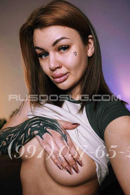 Девушка Проститутка в Питере у метро Чёрная речка