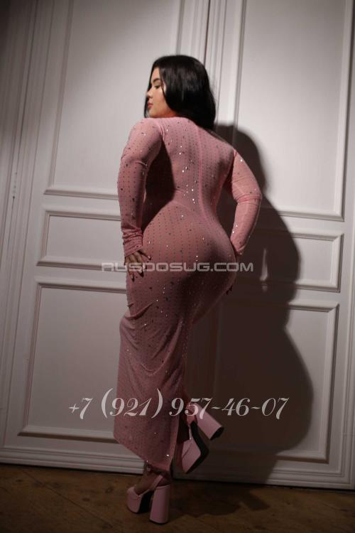 Девушка Проститутка в Питере у метро Комендантский проспект