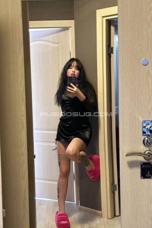 Девушка Проститутка в Питере у метро Парнас