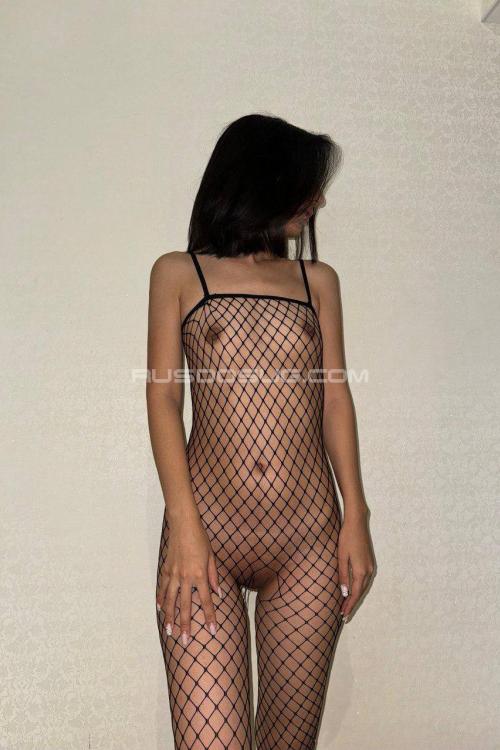 Девушка Проститутка в Питере у метро Московские ворота