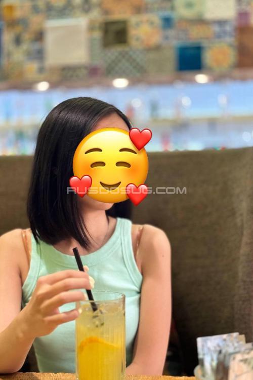 Девушка Проститутка в Питере у метро Московские ворота