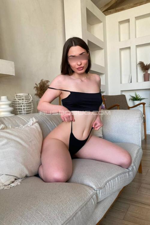 Девушка Проститутка в Питере у метро Лесная