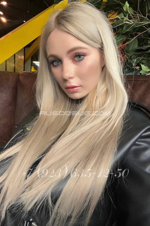 Девушка Проститутка в Питере у метро Московские ворота