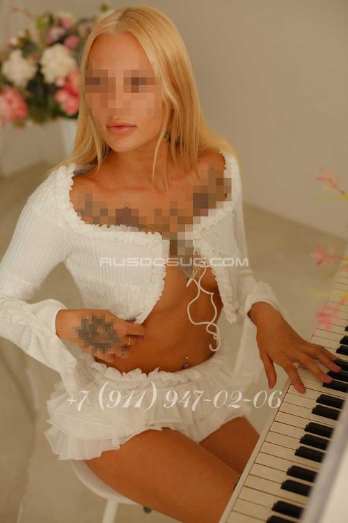 Девушка Проститутка в Питере у метро Московская