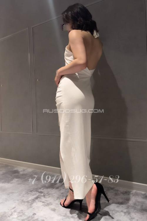 Девушка Проститутка в Питере у метро Площадь Александра Невского