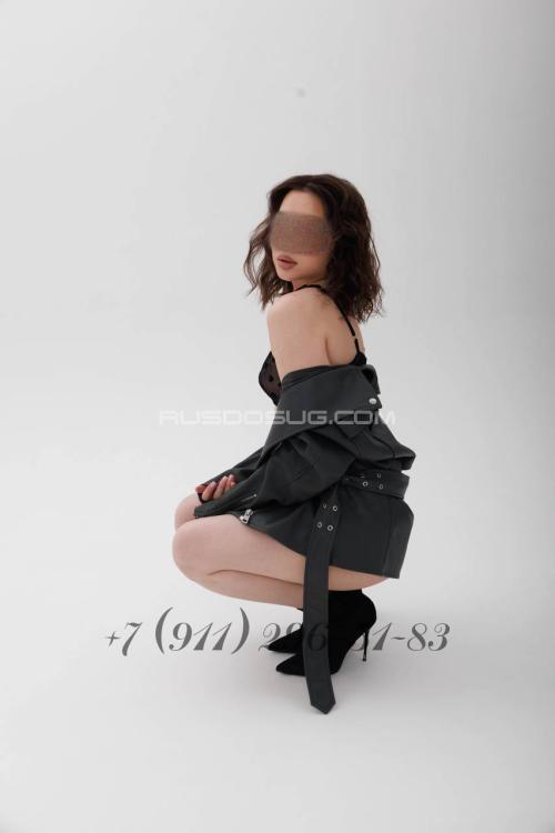 Девушка Проститутка в Питере у метро Площадь Александра Невского