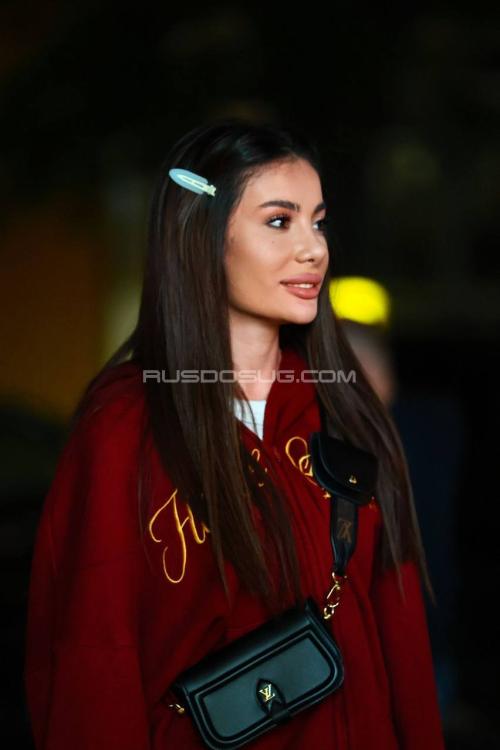 Девушка Проститутка в Питере у метро Московские ворота