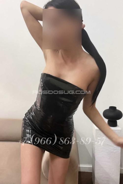 Девушка Проститутка в Питере у метро Петроградская