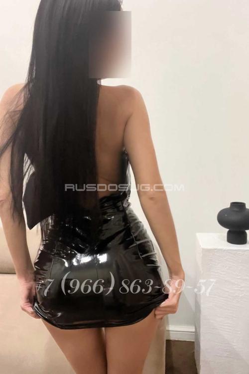 Девушка Проститутка в Питере у метро Петроградская