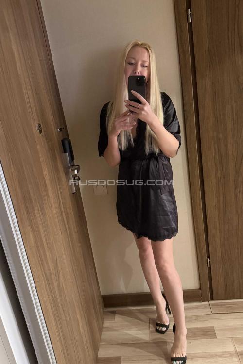 Девушка Проститутка в Питере у метро Пионерская