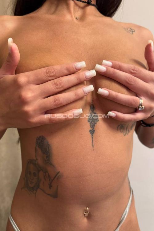 Девушка Проститутка в Питере у метро Горьковская