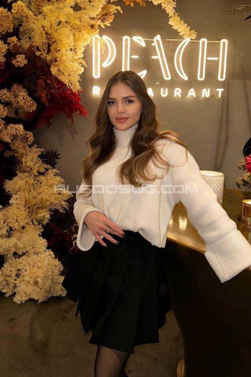 Девушка Проститутка в Питере у метро Московские ворота