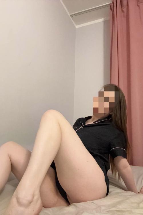 Девушка Проститутка в Питере у метро Спортивная