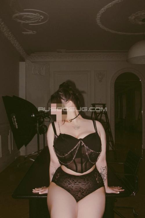 Девушка Проститутка в Питере у метро Чкаловская