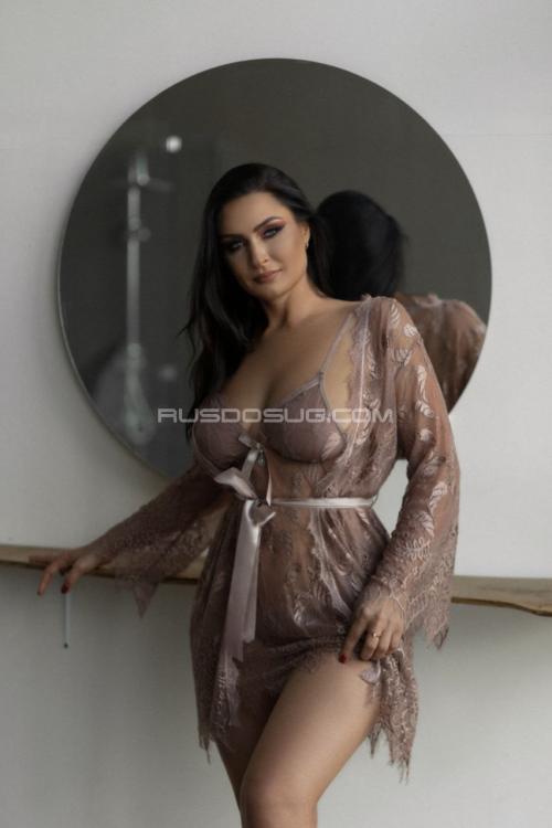 Девушка Проститутка в Питере у метро Обводный канал