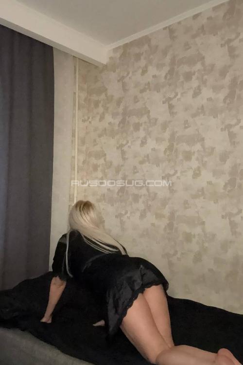 Девушка Проститутка в Питере у метро Пионерская