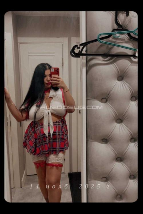 Девушка Проститутка в Питере у метро Международная