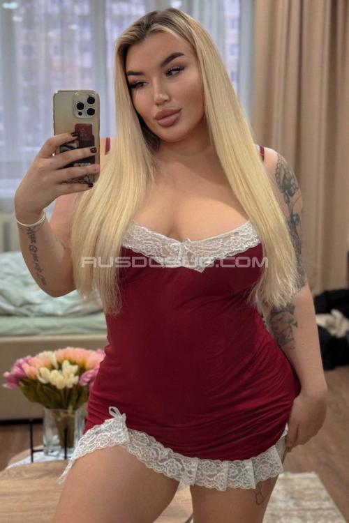 Девушка Проститутка в Питере у метро Лесная