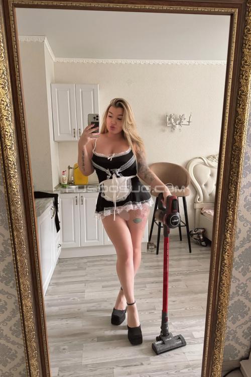 Девушка Проститутка в Питере у метро Лесная