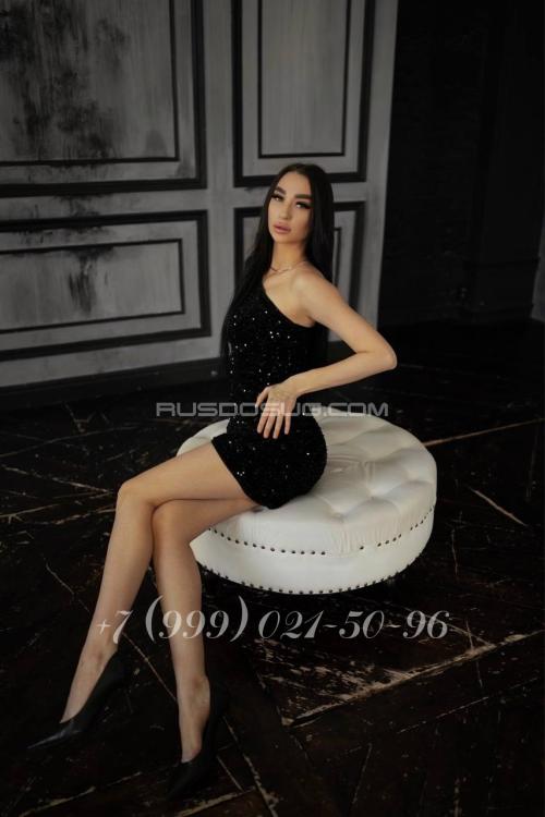 Девушка Проститутка в Питере у метро Московские ворота