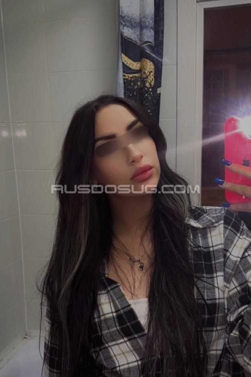 Девушка Проститутка в Питере у метро Московские ворота