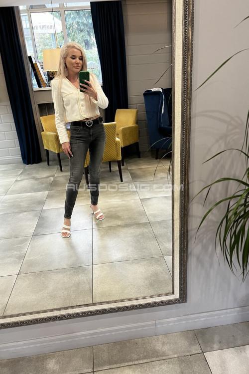 Проститутка Олеся, в Питере у метро Парк Победы