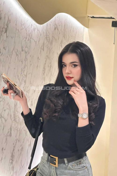 Проститутка Тайка Плой, Питера у метро Петроградская