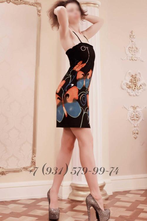 Девушка Проститутка в Питере у метро Парк Победы