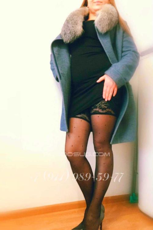 Девушка Проститутка в Питере у метро Гостиный двор