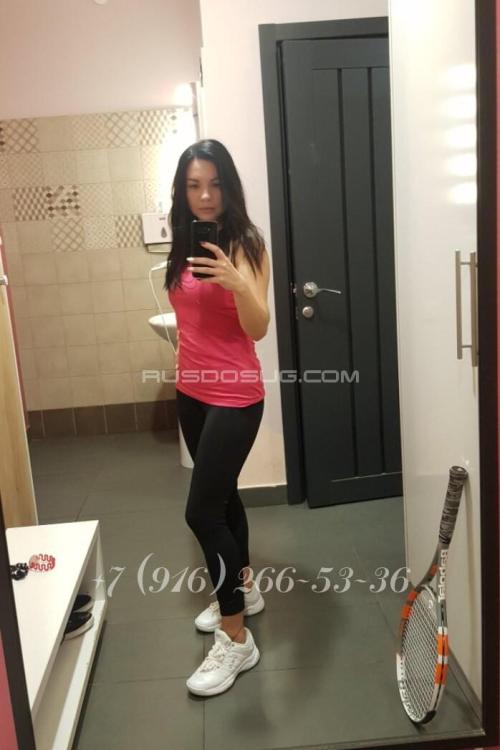 Девушка Проститутка в Питере у метро Лесная