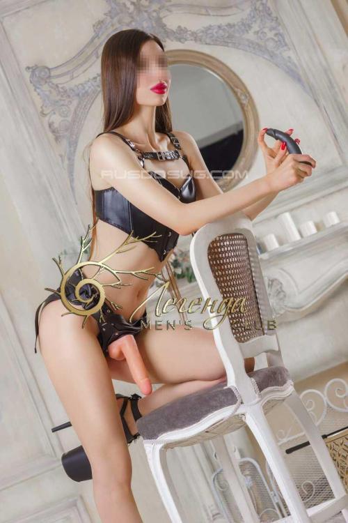 Девушка Проститутка в Питере у метро Маяковская