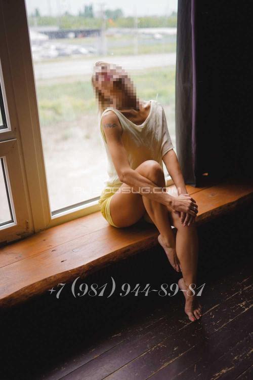 Девушка Проститутка в Питере у метро Достоевская