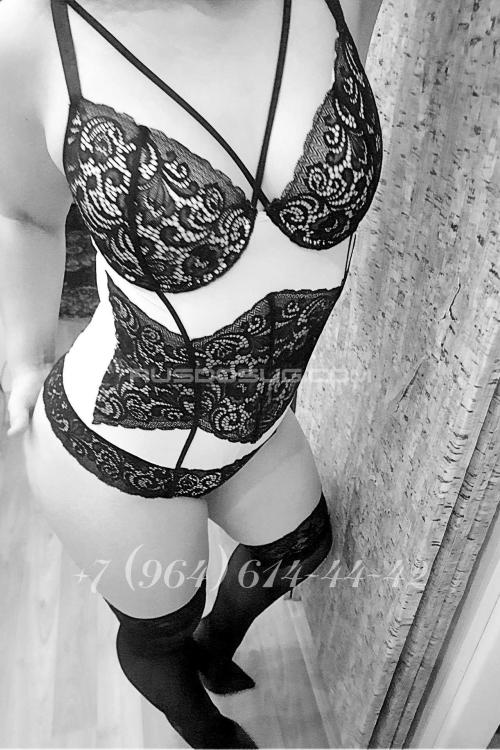 Девушка Проститутка в Питере у метро Площадь Мужества