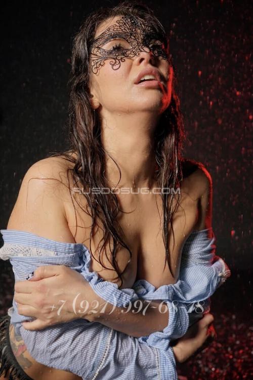 Девушка Проститутка в Питере у метро Петроградская