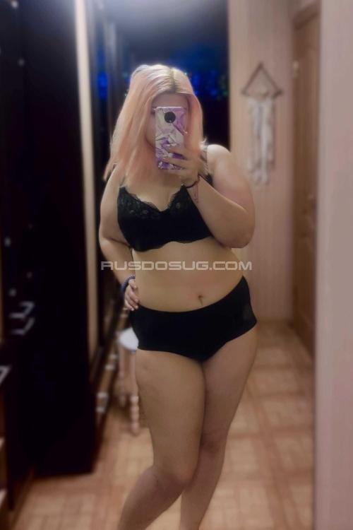 Девушка Проститутка в Питере у метро Ленинский проспект