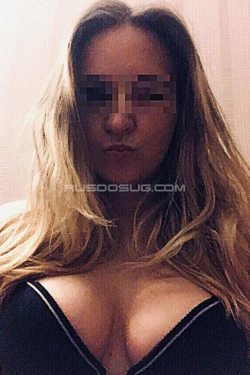 Девушка Проститутка в Питере у метро Маяковская