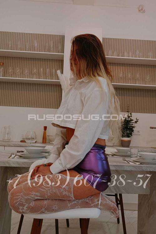 Девушка Проститутка в Питере у метро Пионерская