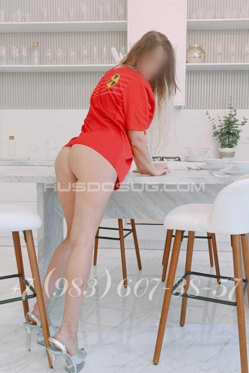 Девушка Проститутка в Питере у метро Пионерская