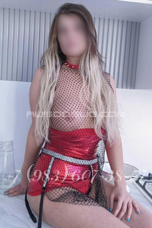 Девушка Проститутка в Питере у метро Пионерская